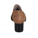 Chaussure fermée pour femmes avec elastiques et goujons en daim cognac talon 5 - Pointures disponibles:  42, 43, 44, 45