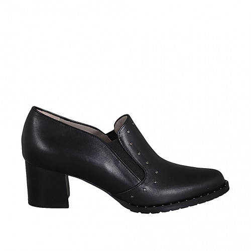 Scarpa accollata da donna con elastici e borchie in pelle nera tacco 5 - Misure disponibili: 33, 34, 43, 44