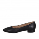 Woman's pointy shoe in black leather heel 2 - Available sizes:  32, 44