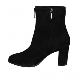 Woman's ankle boot with... 2