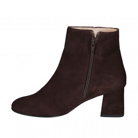 Woman's ankle boot with zipper in brown suede heel 6 - Available sizes:  32, 33, 44 2
