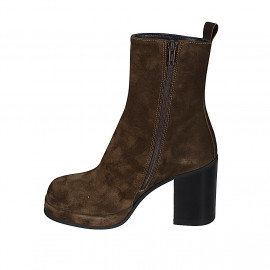 Stivaletto da donna con cerniera e plateau in camoscio marrone tacco 9 - Misure disponibili: 43 2