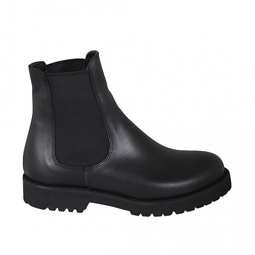 Woman's sporty ankle boot with...