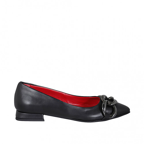 Zapato de salon puntiagudo para mujer en piel negra con cadena tacon 2 - Tallas disponibles:  32