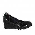 Woman's pump with removable insole in black patent leather wedge heel 6 - Available sizes:  31, 42