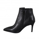 Woman's pointy ankle boot with zipper and elastic band in black leather heel7 - Available sizes:  43, 46