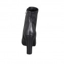 Bottines à bout pointu pour femmes en cuir noir avec fermeture éclair talon 10 - Pointures disponibles:  42, 43