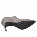 Woman's pointy highfronted shoe in gray suede and elastic material heel 8 - Available sizes:  32, 33, 42, 43, 44