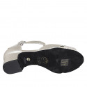 Zapato de baile con cinturon en piel laminada platino y gamuza imprimida beis tacon 4 - Tallas disponibles:  32, 33, 34, 42, 43, 44