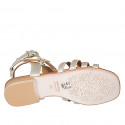 Sandale pour femmes avec boucle en cuir lamé platine talon 2 - Pointures disponibles:  32, 33, 34, 42, 43, 44, 45