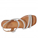 Sandalo da donna in pelle laminata argento con cinturino e strass tacco 2 - Misure disponibili: 33