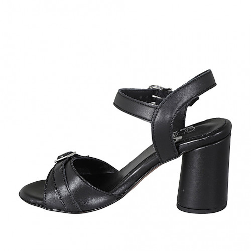 Damensandale aus schwarzem Leder mit Riem und Schnalle Absatz 7