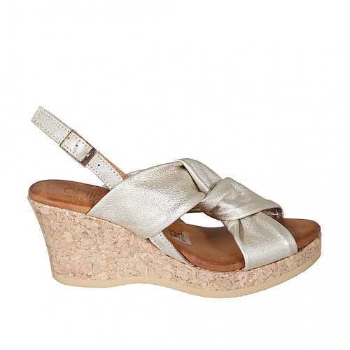 Woman's platform sandal in platinum laminated leather wedge heel 7 - Available sizes:  32, 33, 34
