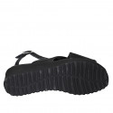 Sandale pour femmes en cuir noir avec talon compensé 4 - Pointures disponibles:  42, 43, 44