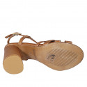 Sandalo da donna con listini in pelle color cuoio tacco 7 - Misure disponibili: 42