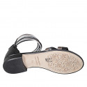 Zapato abierto con cremallera para mujer en piel negra y piel laminada plateada y cobrizo tacon 2 - Tallas disponibles:  