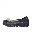 Ballerine avec chaîne pour femmes en cuir bleu talon compensé 3 - Pointures disponibles:  32, 33, 42, 43, 44