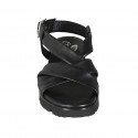 Sandalo da donna con fasce incrociate in pelle nera zeppa 3 - Misure disponibili: 32, 42