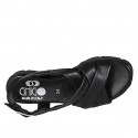 Sandalo da donna con fasce incrociate in pelle nera zeppa 3 - Misure disponibili: 32, 42