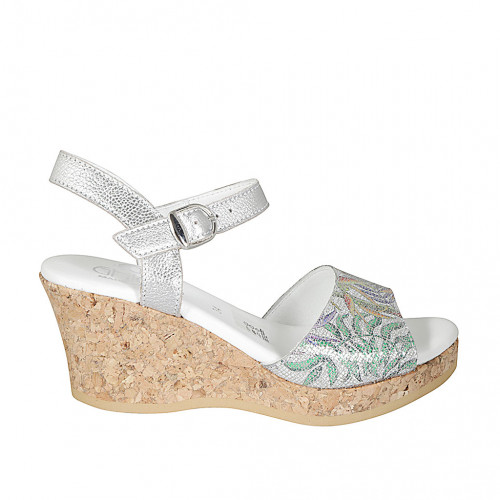 Sandale pour femmes avec courroie etplateau en cuir lamé argent et imprimé mosaique talon compensé 7 - Pointures disponibles:  32, 33, 34, 42, 43, 44, 45