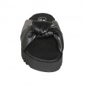 Sabot da donna in pelle nera e laminata argento con nodo e zeppa 2 - Misure disponibili: 32, 33, 34, 42, 43, 44, 46