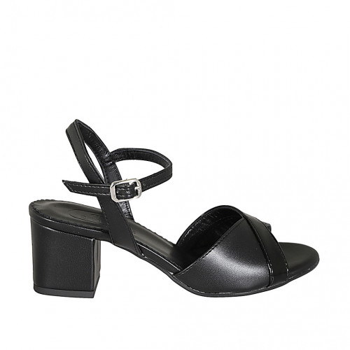 Sandalo da donna in pelle e vernice nera con cinturino alla caviglia tacco 5 - Misure disponibili: 32, 33, 34, 42, 44, 45, 46