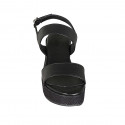 Sandalo da donna con plateau in pelle nera zeppa 6 - Misure disponibili: 42, 43