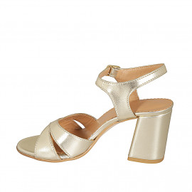 Woman's strap sandal in... 2