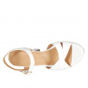 Sandalia para mujer en piel blanca con cinturon y plataforma tacon 9 - Tallas disponibles:  31, 34