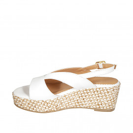 Woman's platform sandal in... 2