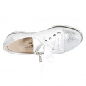 Scarpa stringata con cerniera in pelle bianca e pelle stampata laminata argento zeppa 4 - Misure disponibili: 42