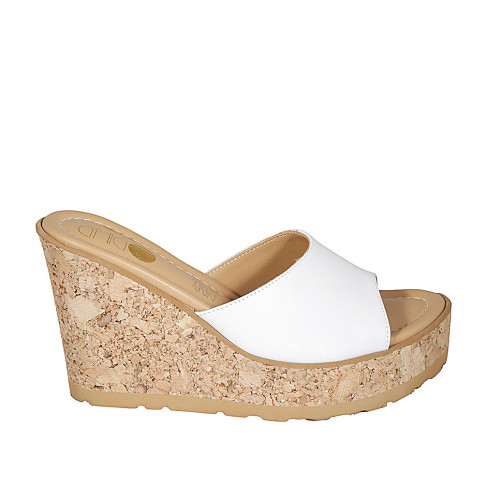 Woman's mules in white leather...