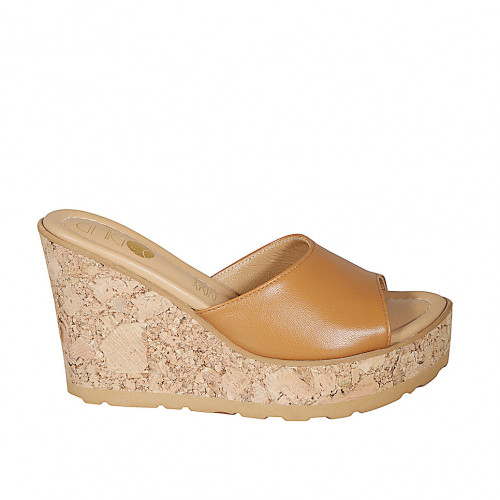 Woman's mules in cognac brown leather platform and wedge heel 9 - Available sizes:  31, 33, 34