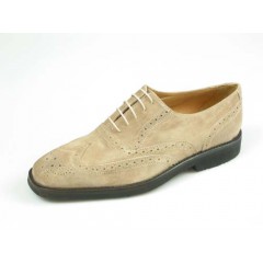 Scarpa stringata Oxford da uomo con lavorazione Brogue in camoscio color sabbia - Misure disponibili: 52, 54
