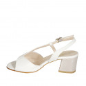 Sandale pour femmes en cuir blanc et daim imprimé lamé platine talon 5 - Pointures disponibles:  32