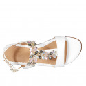 Sandale pour femmes avec strass multicouleur en cuir blanc talon 2 - Pointures disponibles:  32, 42, 44, 46