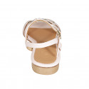 Sandalia para mujer con accesorio en piel oro y con cinturon en piel rosado claro tacon 2 - Tallas disponibles:  32, 33, 42, 43, 44, 46