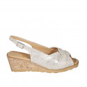 Sandale pour femmes en daim beige avec lamé imprimé platine talon compensé 5 - Pointures disponibles:  32, 33, 34, 42, 43, 45