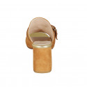 Mule pour femmes en daim cognac avec boucle en strass multicouleur talon 8 - Pointures disponibles:  32, 33, 34, 42, 43, 46