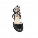 Chaussure ouverte pour femmes avec courroie croisée en cuir noir talon 8 - Pointures disponibles:  32, 33, 43, 44