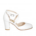 Woman's open shoe with crossed strap in white leather heel 8 - Available sizes:  32, 33, 43, 44, 45