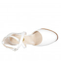 Woman's open shoe with crossed strap in white leather heel 8 - Available sizes:  32, 33, 43, 44, 45