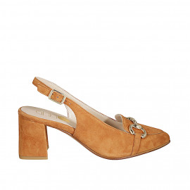 Chaussure ouverte à l'arrière et à bout pointu pour femmes en daim cognac et accesoire d'or talon 6 - Pointures disponibles:  42, 44, 45, 46
