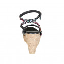 Sandalia para mujer en gamuza negra imprimida multicolor mosaico con cinturon, plataforma y cuña 9 - Tallas disponibles:  33, 34, 42, 43, 44, 45
