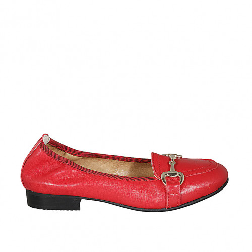 Woman's mocassin in red leather with...