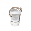 Sandalo da donna in pelle bianca e stampata laminata argento con cinturino zeppa 3 - Misure disponibili: 32, 33, 34, 42, 43, 44, 45, 46