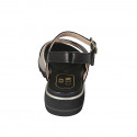 Sandale pour femmes en cuir noir et imprimé lamé platine avec courroie talon compensé 3 - Pointures disponibles:  32, 33, 43