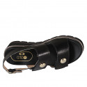 Sandale pour femmes en cuir et cuir tressé noir avec fermeture velcro y goujons talon compensé 4 - Pointures disponibles:  43, 44, 45, 46