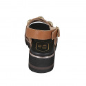 Sandale pour femmes avec goujons en cuir couleur cognac talon compensé 4 - Pointures disponibles:  33, 34, 42, 43, 44, 45, 46