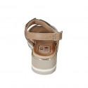 Sandale pour femmes avec accessoire en cuir beige et blanc talon compensé 4 - Pointures disponibles:  45